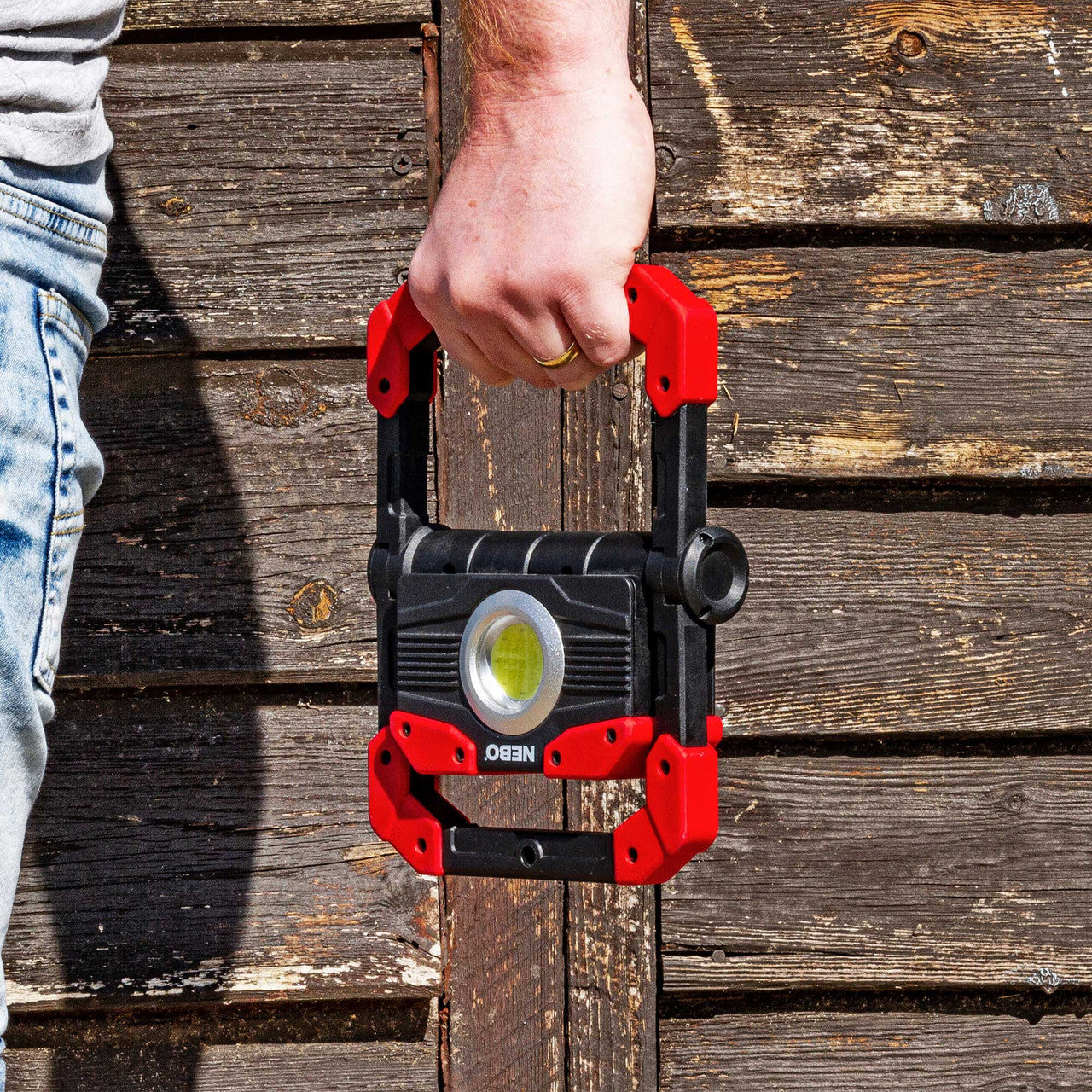 Nebo Omni 2000 Rechargeable Work Light and Power Bank - RV Online