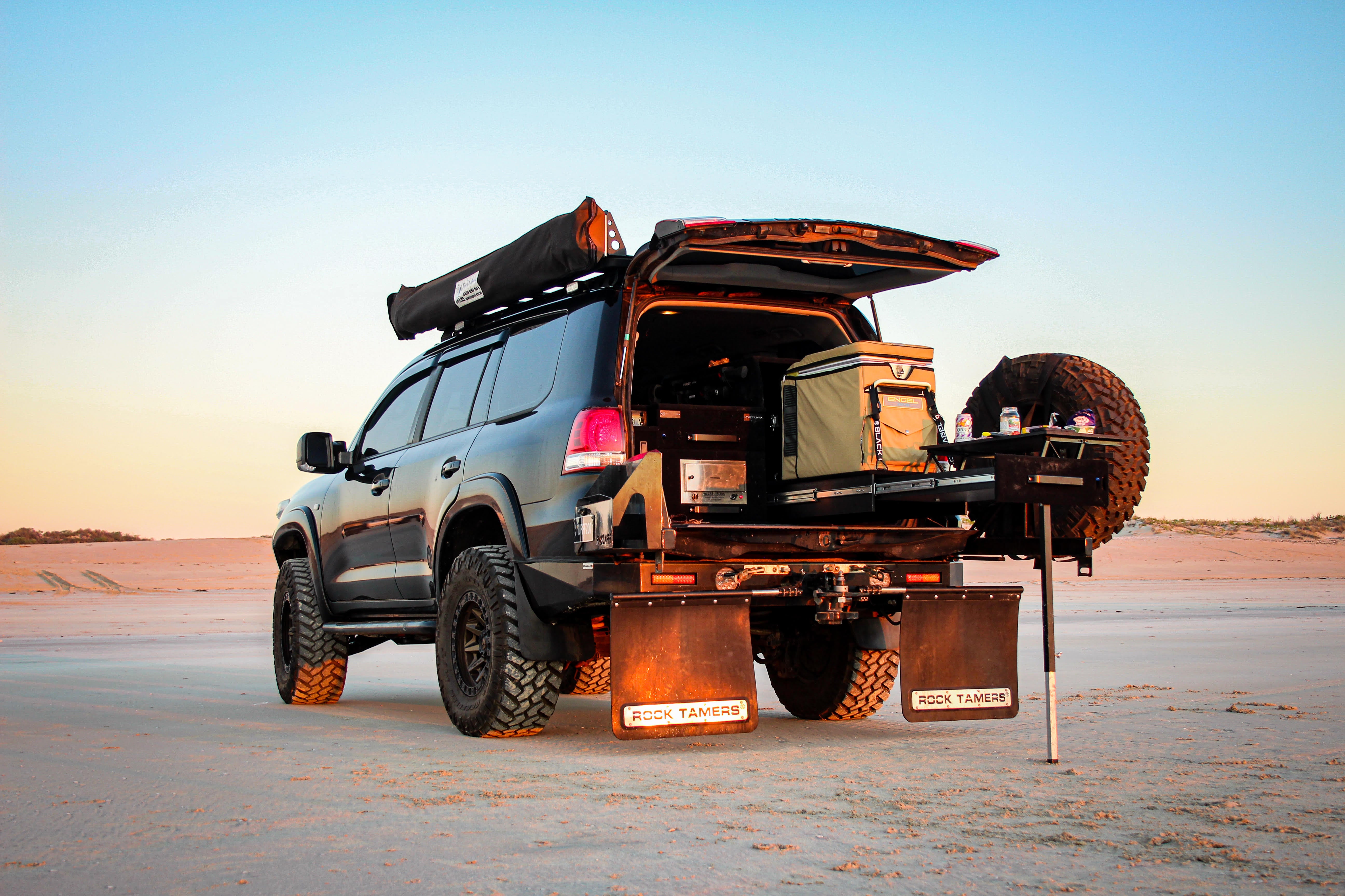 Rock Tamers 2" Mudflap System With 850mm Mesh Insert - RV Online