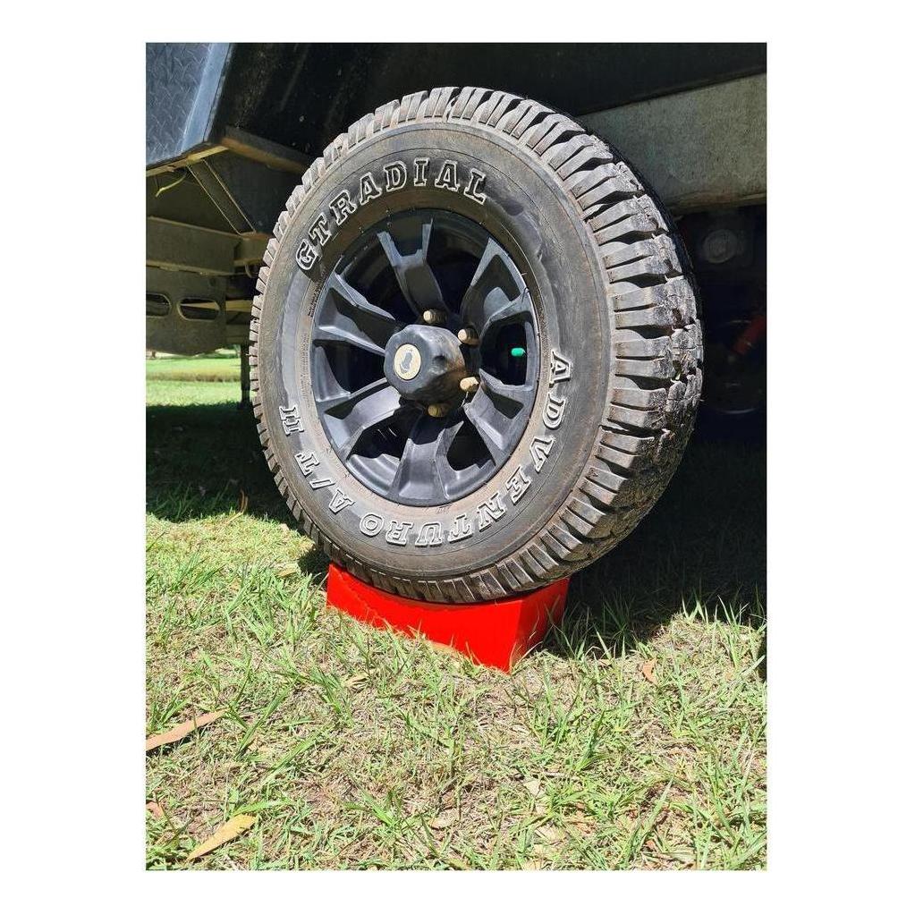 Redfoot Levelling Kit - 2 x Levellers, 2 x Chooks, 2 x Rubber Mats inc Carry Bag