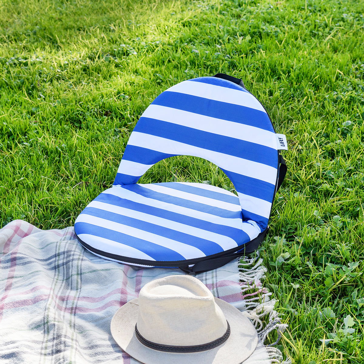 SlumberTrek - Lifestyle Round Recliner