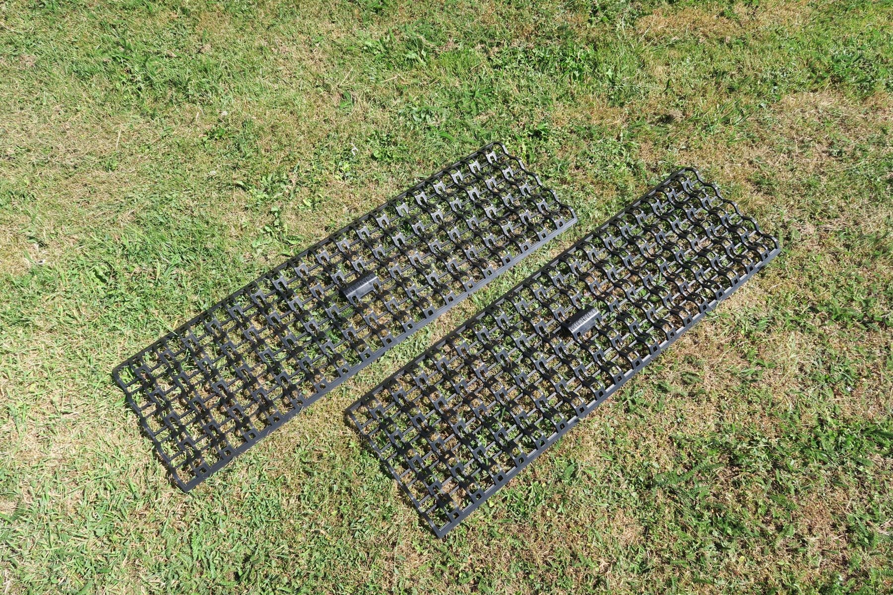 Milenco - Giant Lattice Grip - Pair - MIL2905 - RV Online
