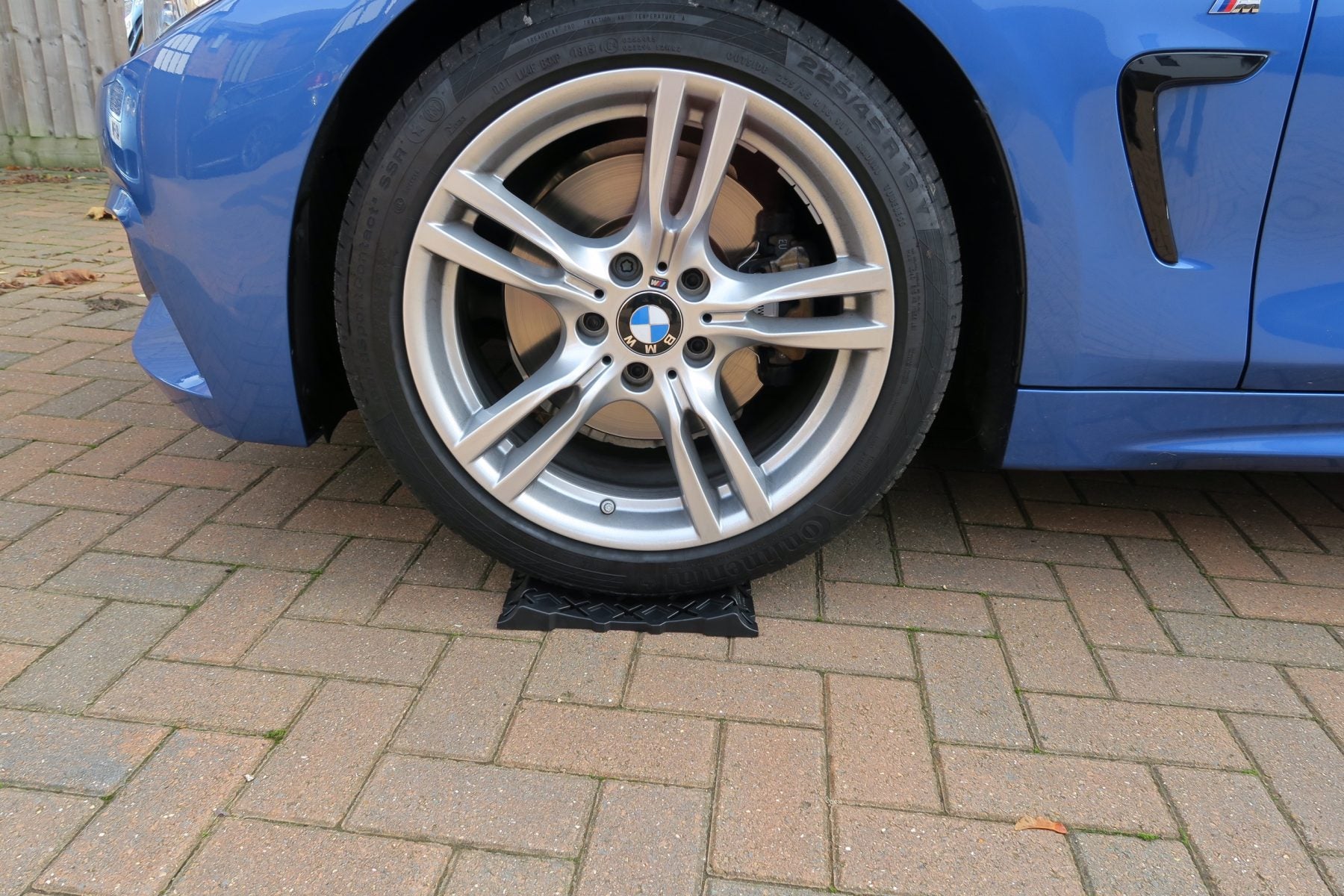 Milenco Stacka Tyre Savers Sample RV Online