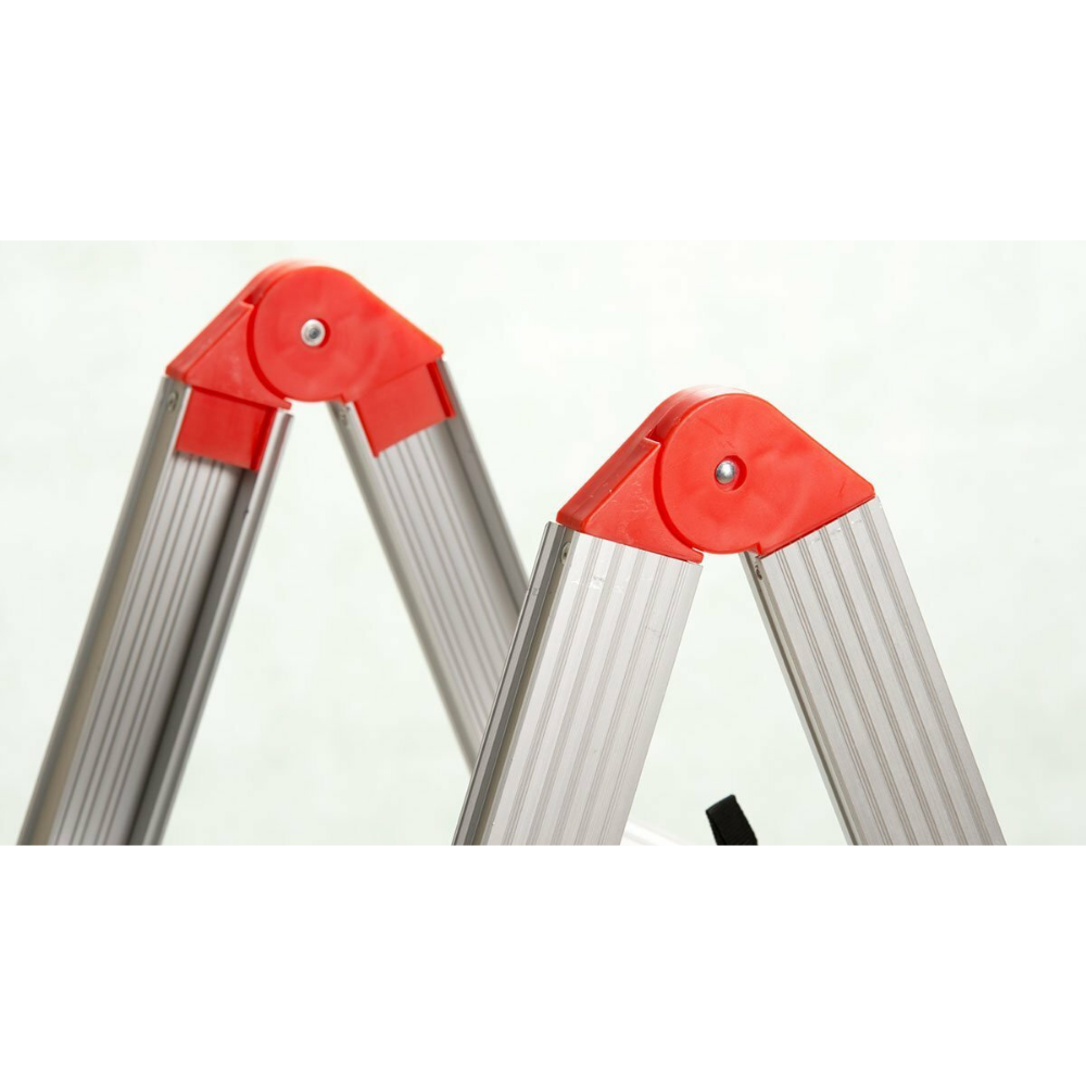 TRA - 5 Step Aluminum Collapsible Box Ladder