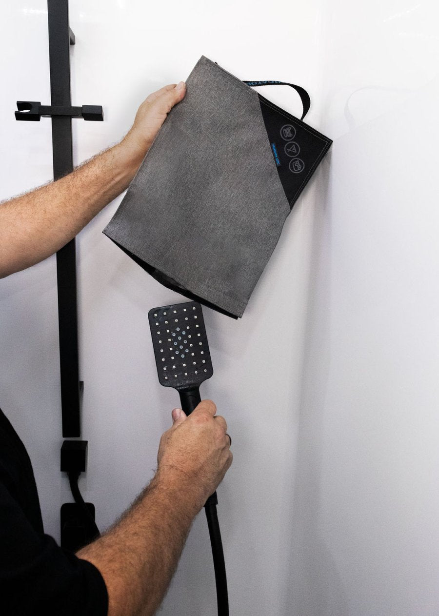 Navigator - Trailer Plug & Shower Head Buddy - RV Online