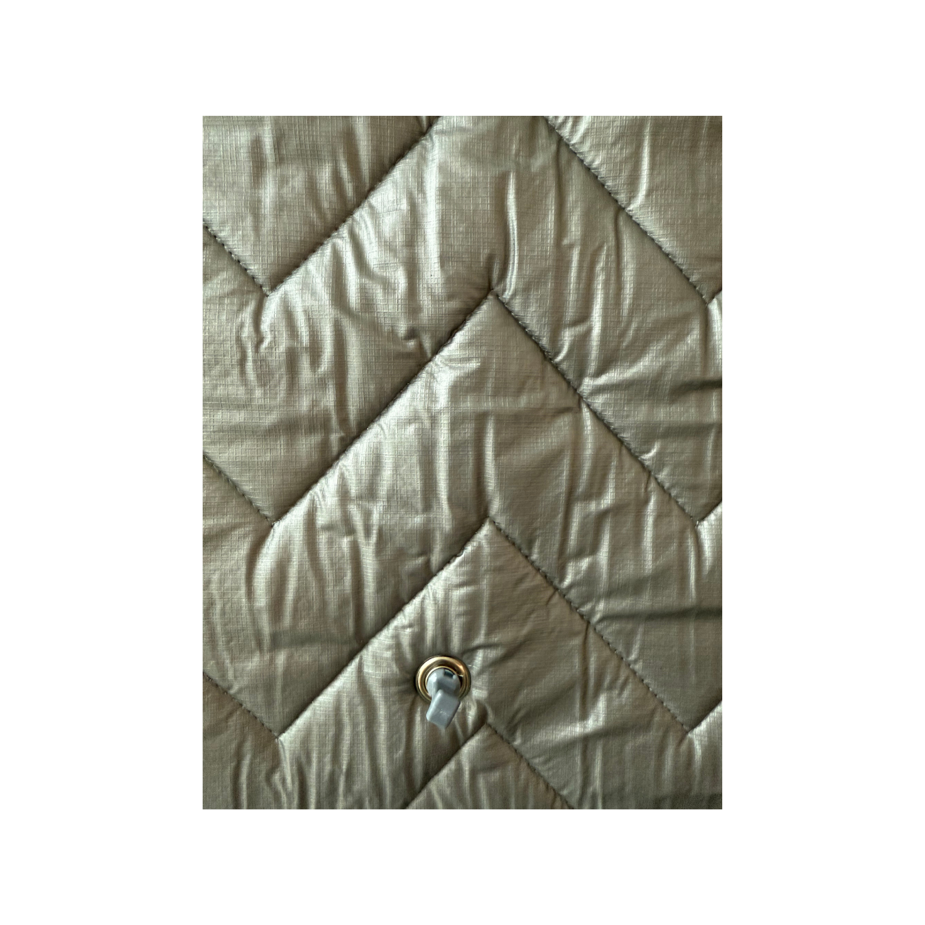 Rear Window Tailgate Thermal Screen With Suction Caps