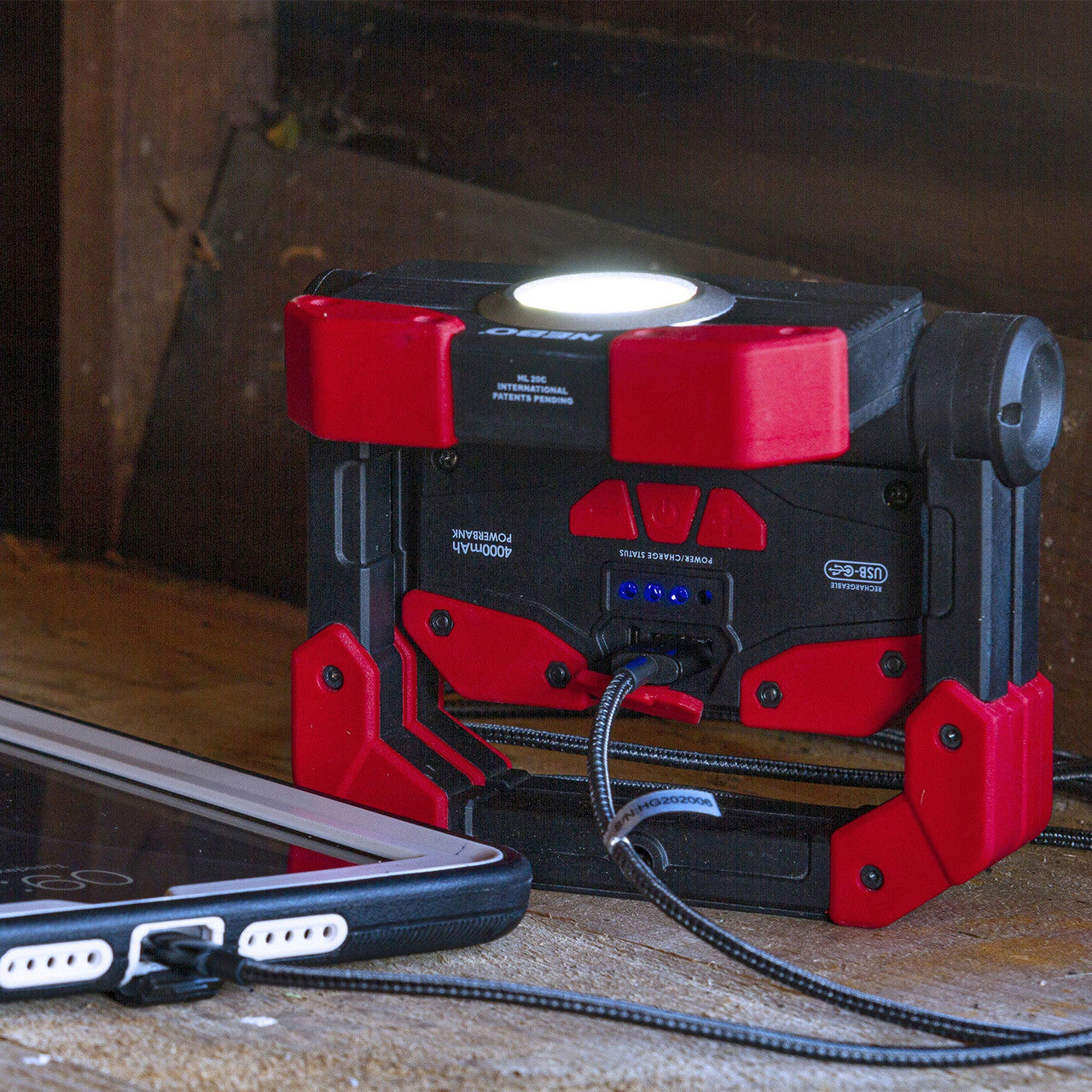 Nebo Omni 2000 Rechargeable Work Light and Power Bank - RV Online