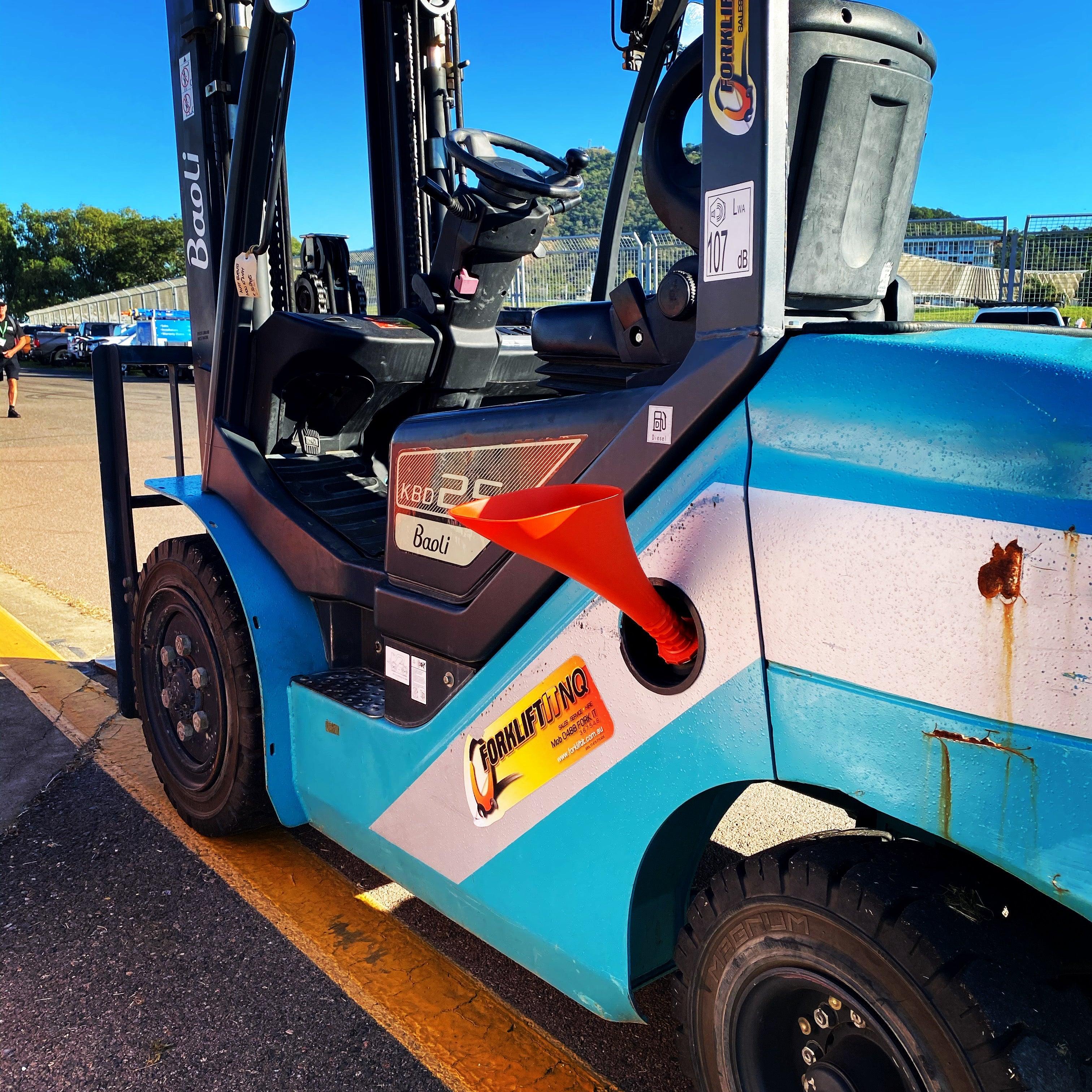 Scrunnel Funnel Safety Orange - RV Online