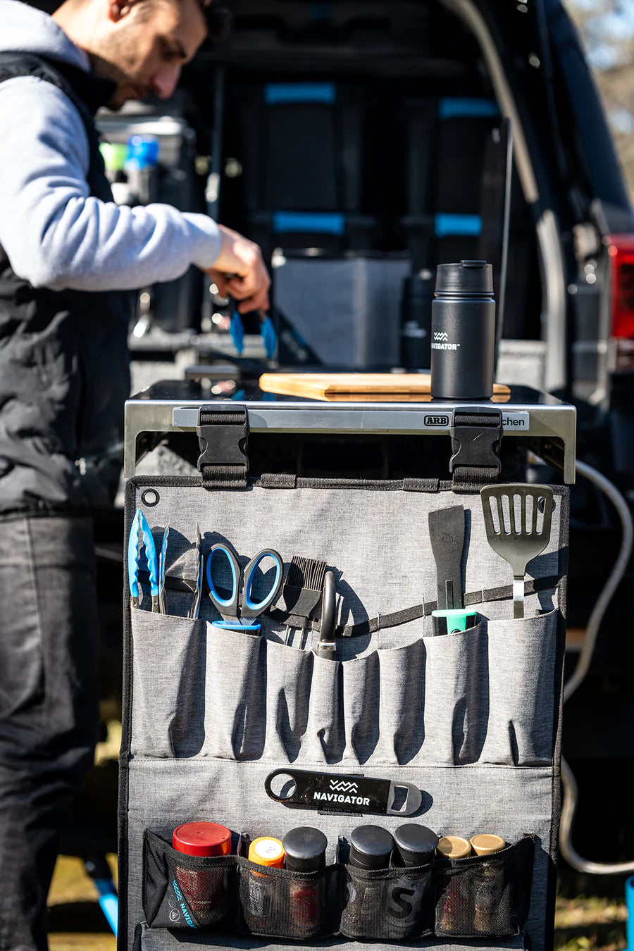 Navigator Kitchen Buddy + Adapter Straps