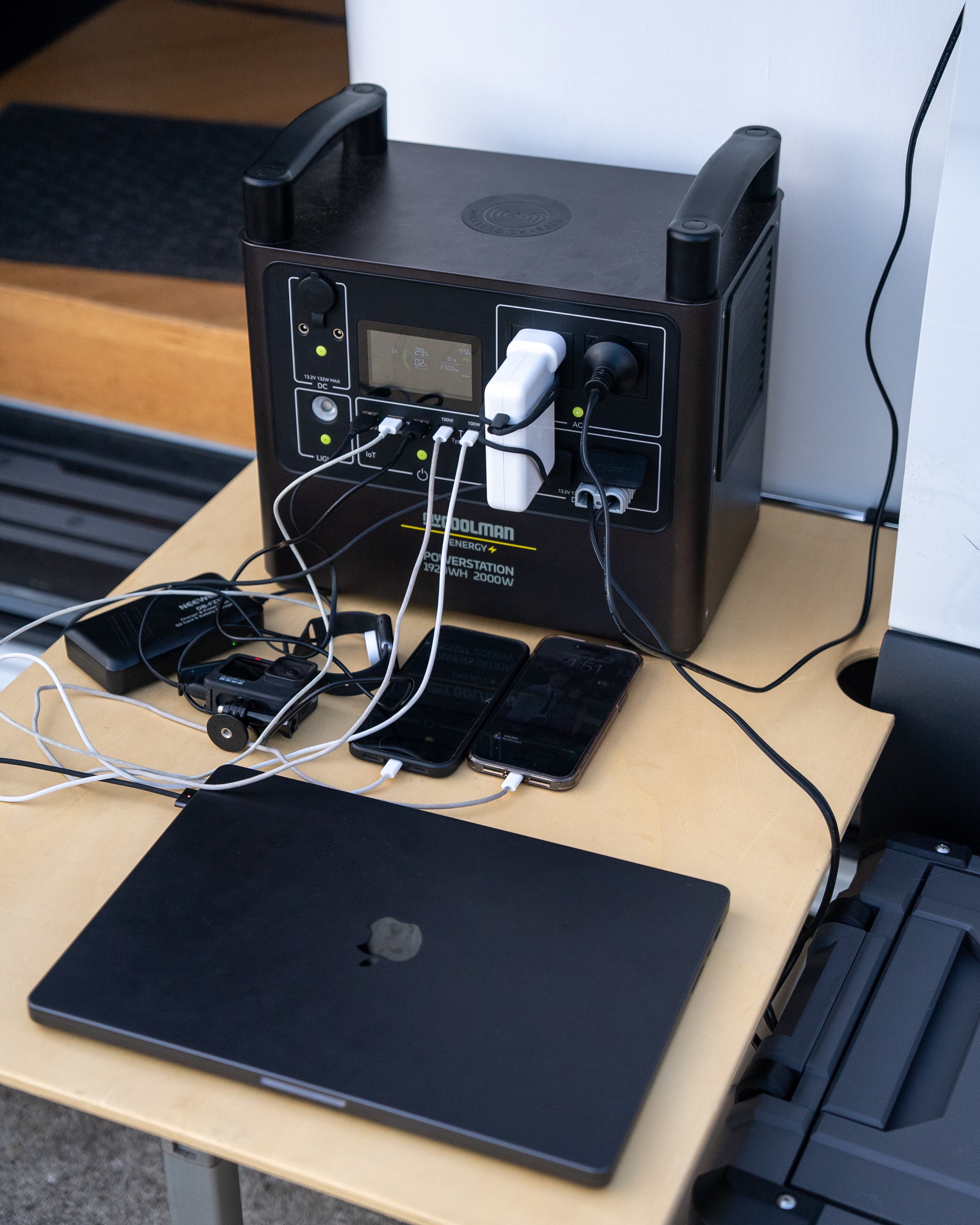 myCOOLMAN Energy Power Station 2000W 150Ah - NEW