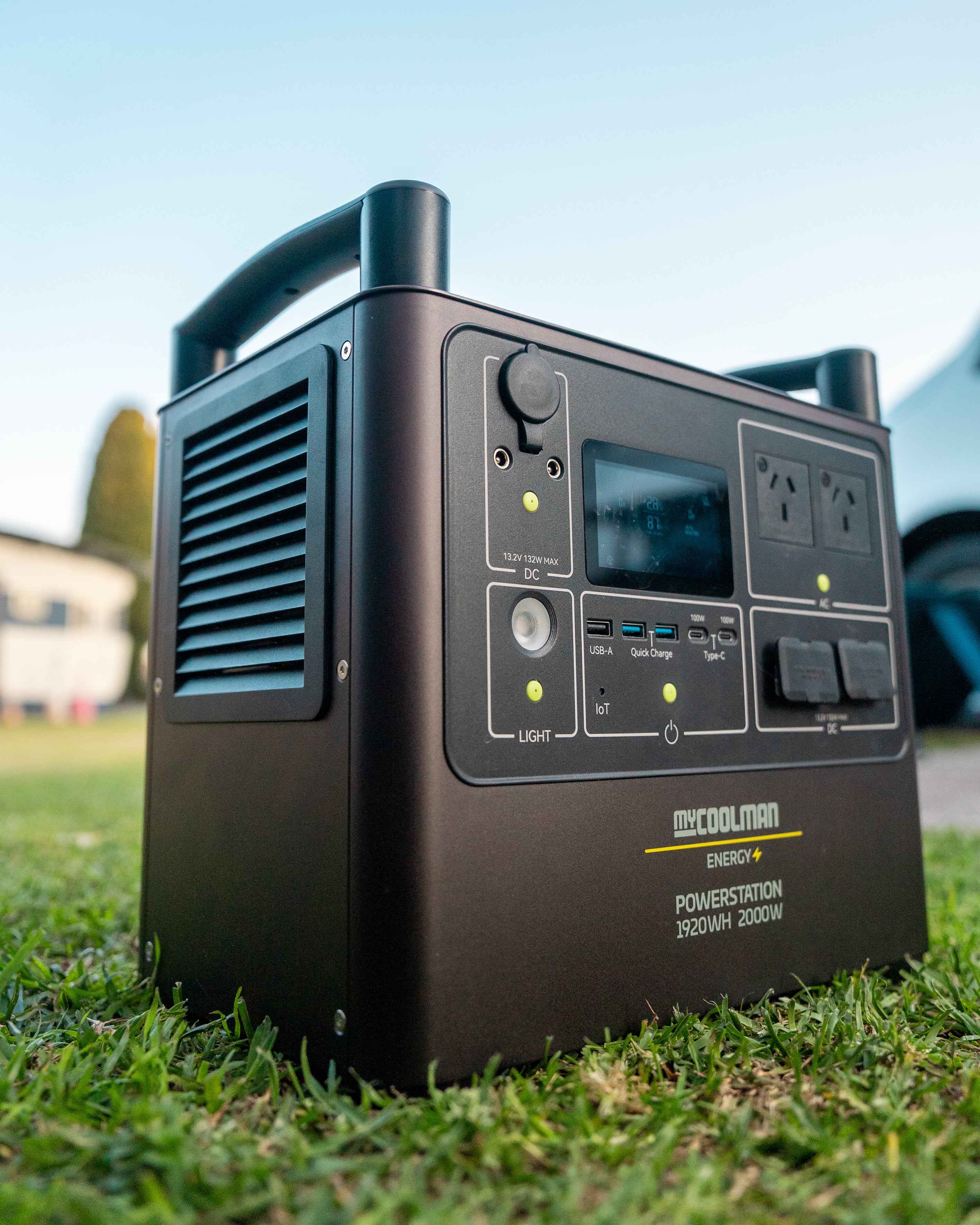 myCOOLMAN Energy Power Station 2000W 150Ah - NEW