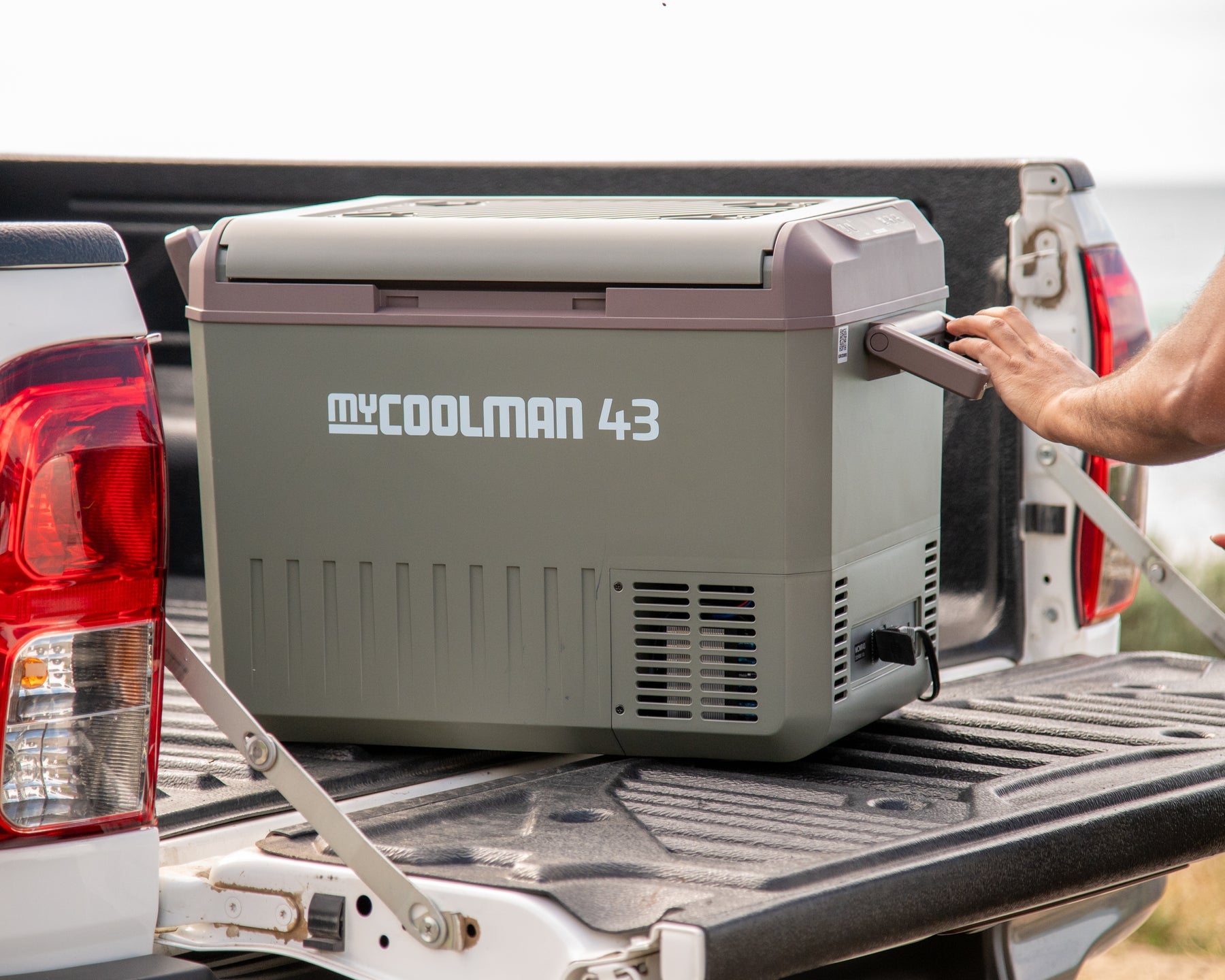 myCOOLMAN 43 Recreational Series Single Zone