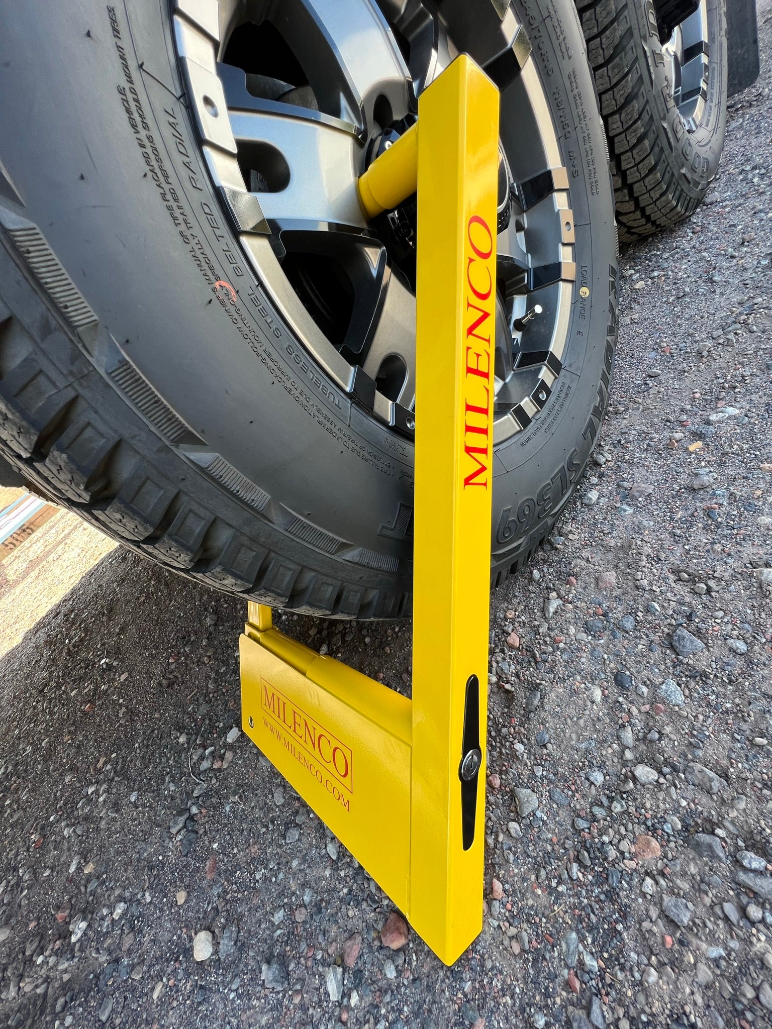 Milenco Australian Wheel Clamp MI6590-RV Online