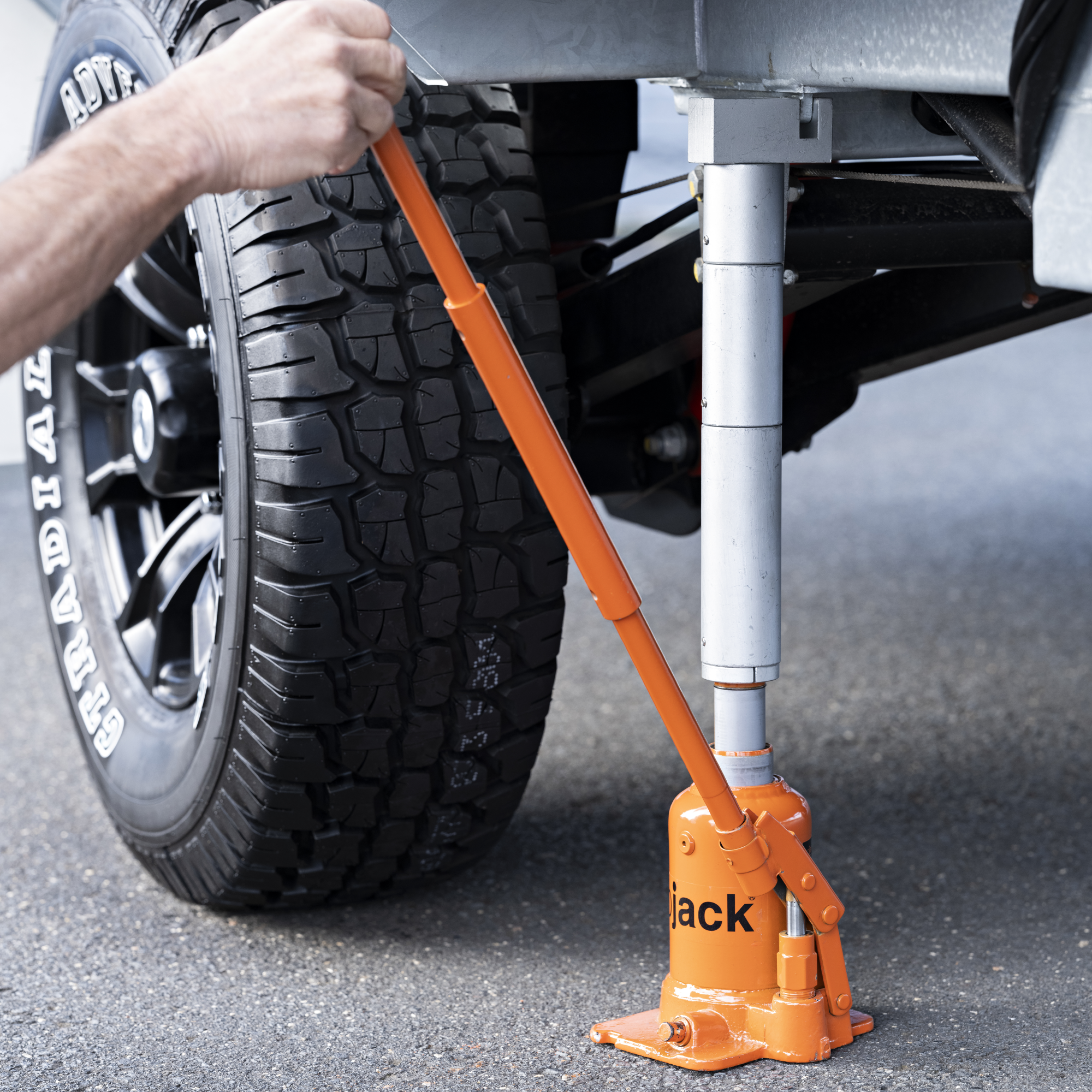 Kojack Hydraulic High Lift Jack-RVOnline