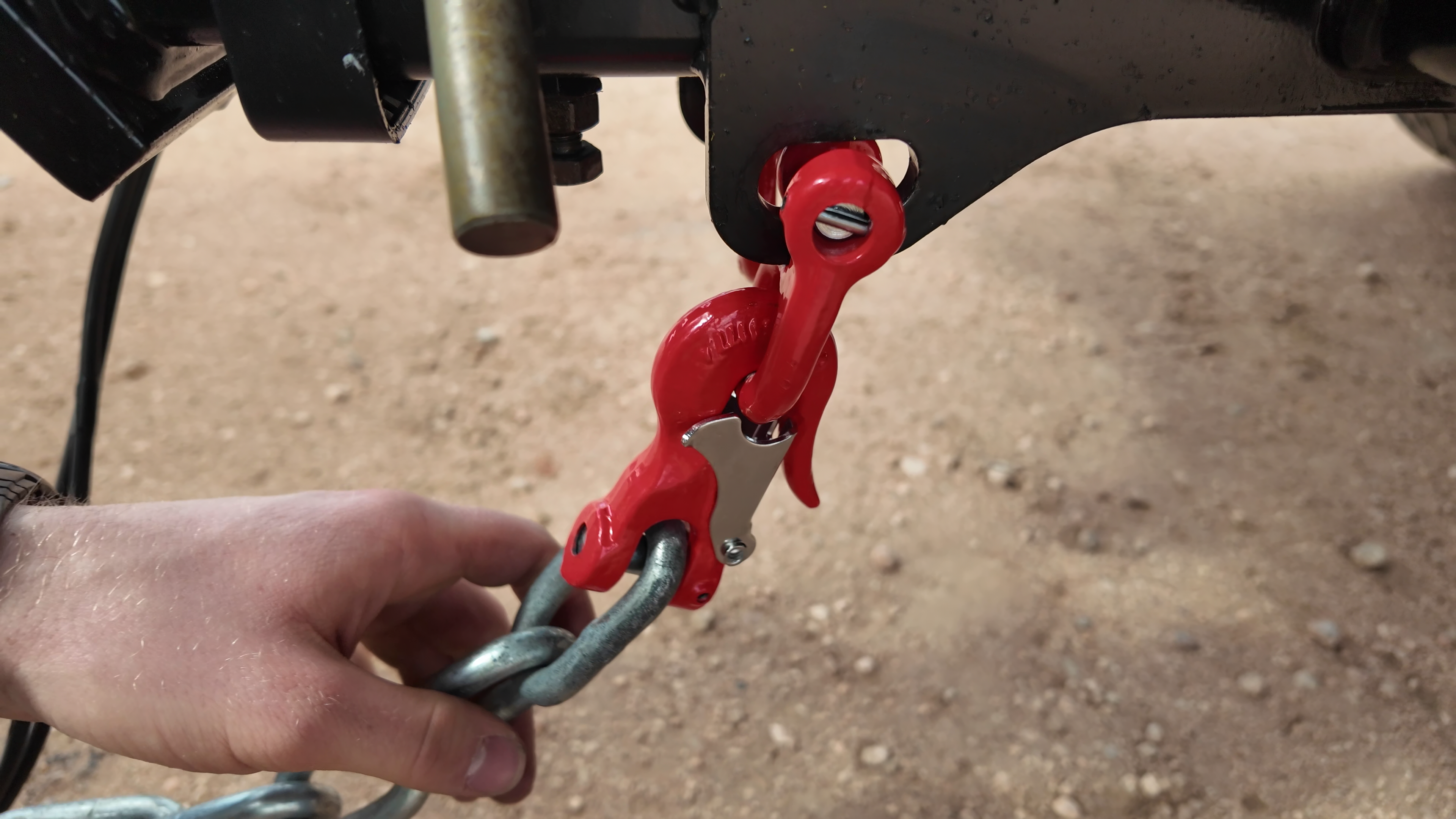 Mawby Hook Trailer Safety Chain Coupling 3.5T 13mm Throat - Pair - Australian Standard Compliant - RV Online