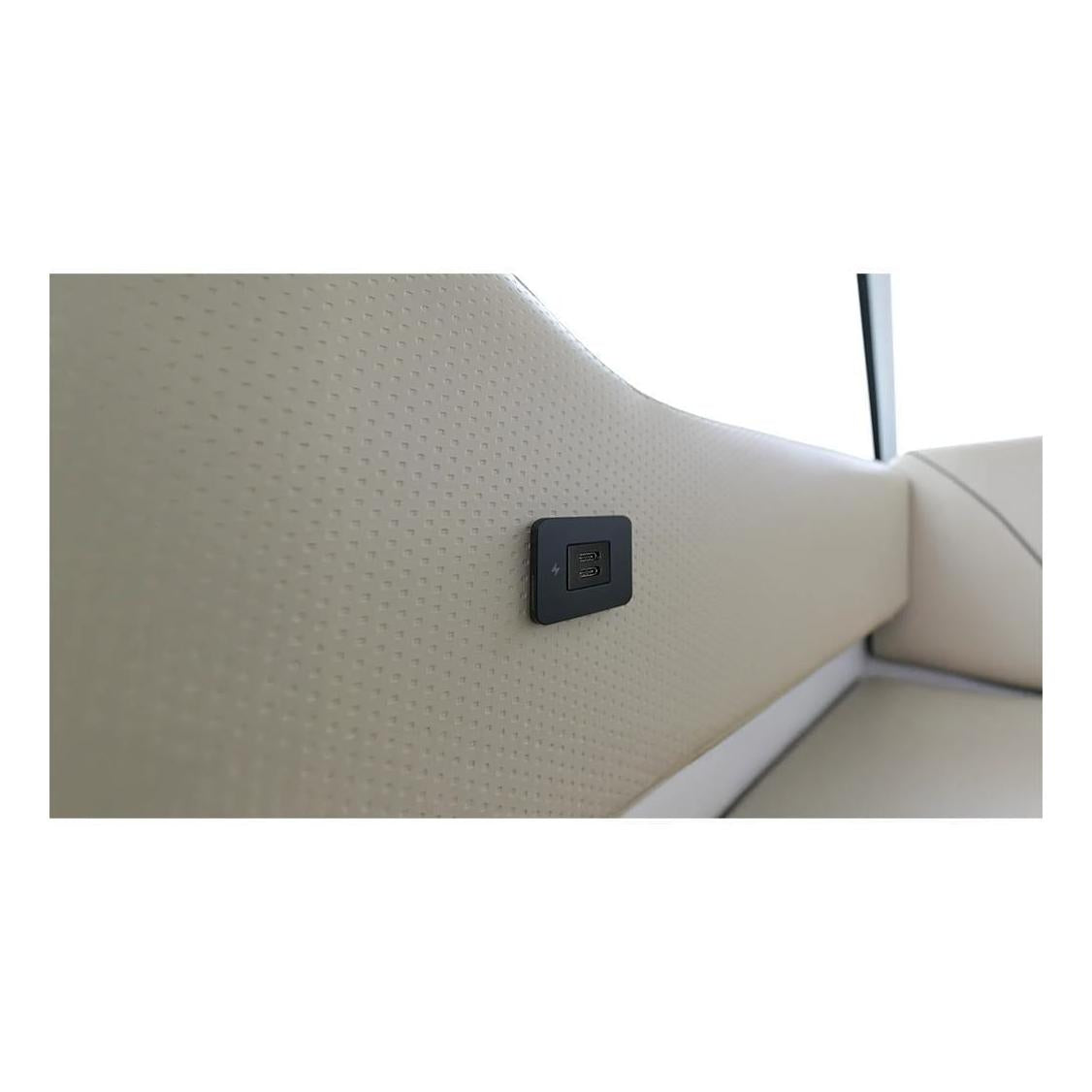 Scanstrut 12V/24V Interior Dual USB-C Charger Socket