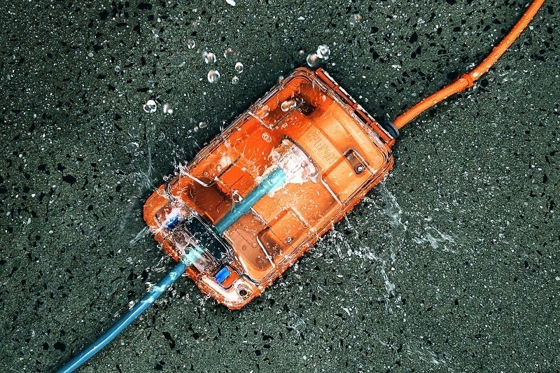 Caravan camping Ampfibian RV Plus 15A to 10A Converter Adapter Waterproof RCD