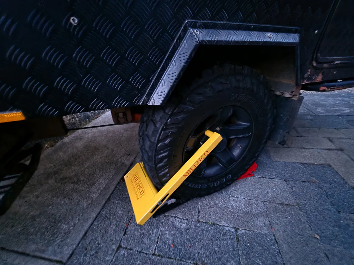 Milenco Australian Wheel Clamp Suits Up to 295 Width Tyres