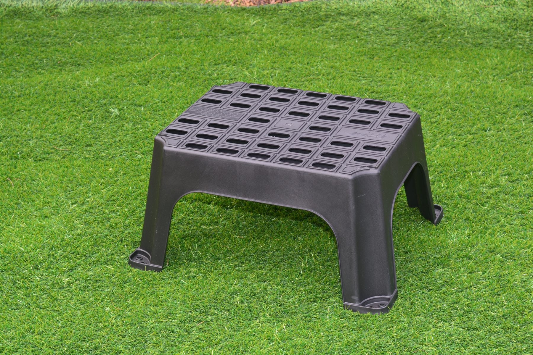 Milenco - Giant Step - MIL0338 - RV Online