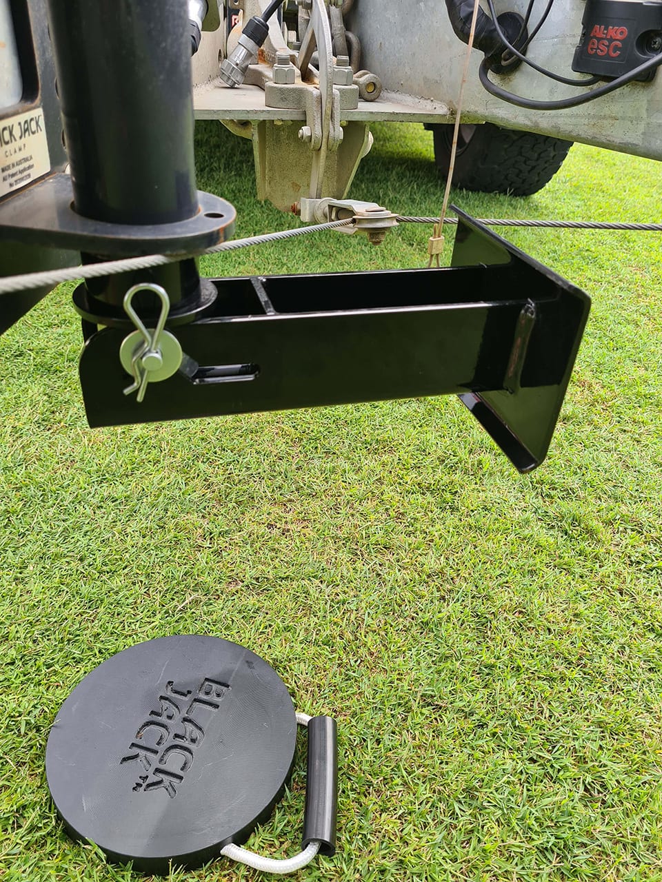 Electric Caravan Trailer Jack pads and stabiliser leg - RV Online