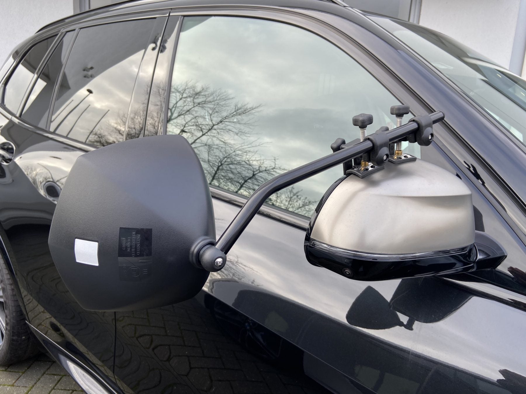 Milenco - Grand Aero Platinum Towing Mirrors - Strong grip 3 RV Online