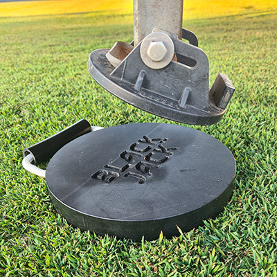 Black Jack Electric Caravan Trailer Jack pads with stabiliser leg