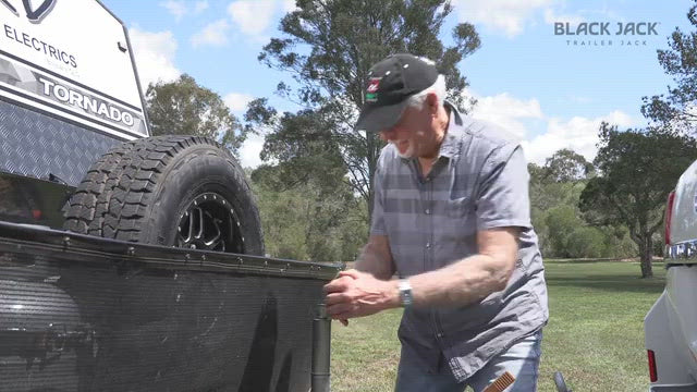 Black Jack Caravan Trailer Jack video - RV Online